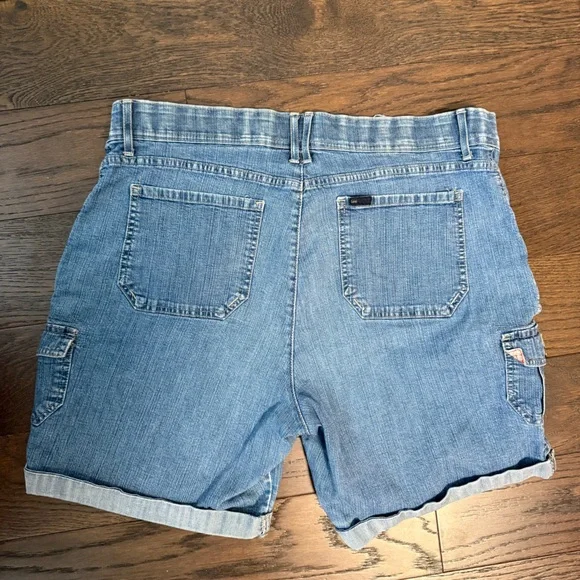 Lee Women's Comfort Waistband Shorts Stretch Denim Sz 18 Plus Cargo Pockets Y2k - Picture 2 of 10